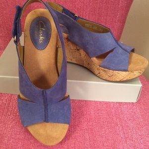 NWOT Clarks Artisan Sandals